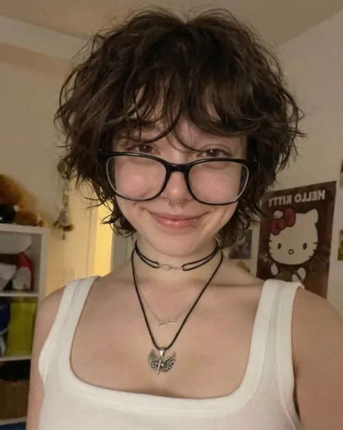 Estrogen is crazyyyy, new hair btw