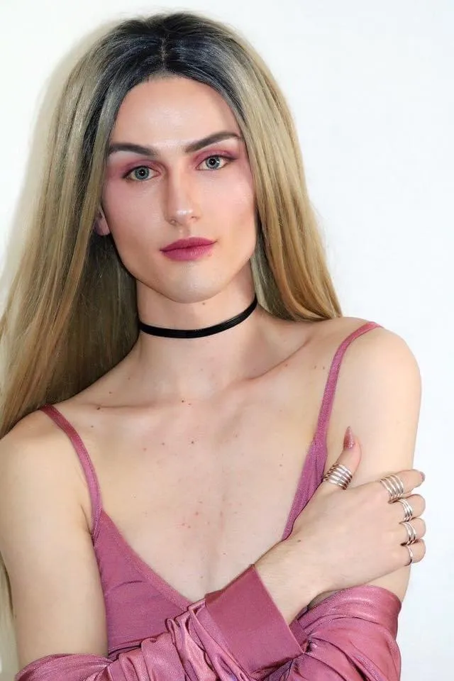 I can keep a secret, can you..?