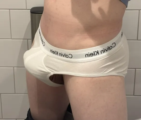 I love the way my bulge looks