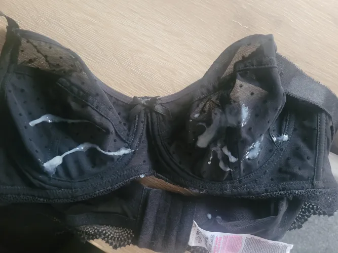 I made a mess of the wife's black spotted bra