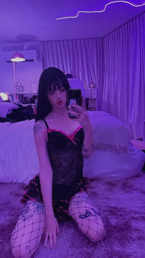 I8F4AA Had a drink + feeling flirty, need someone who can host i reply on lntsag: .lunaoryna'.