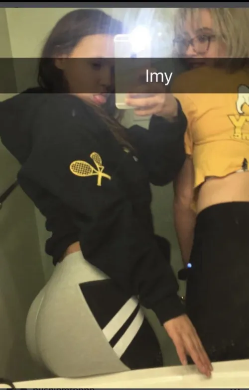 Luv these leggings on her