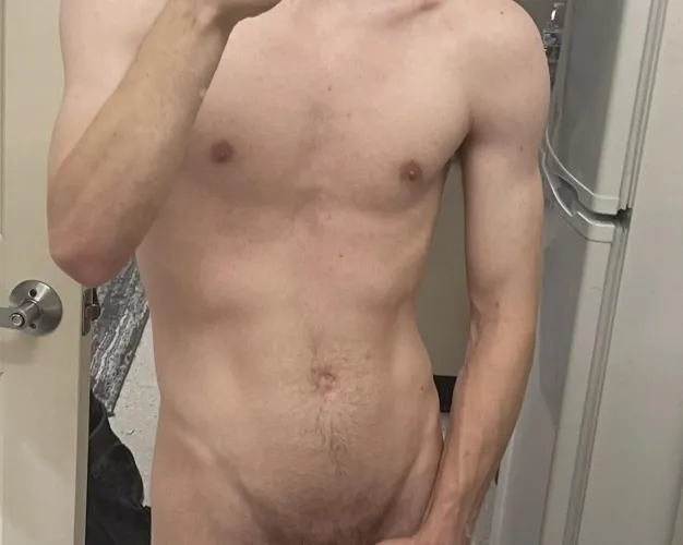 [M4F] 21 Year old College Athlete Looking For Some Fun in Raleigh