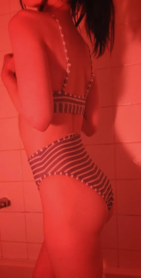 Petit essayage de nouveau maillot 