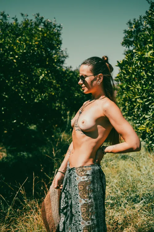 Rooted in nature, glowing in confidence.