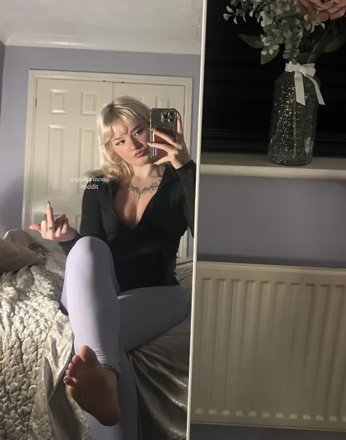 [selling] femdom custom videos, calls, feet worship, sph, cei, cbt, sissification