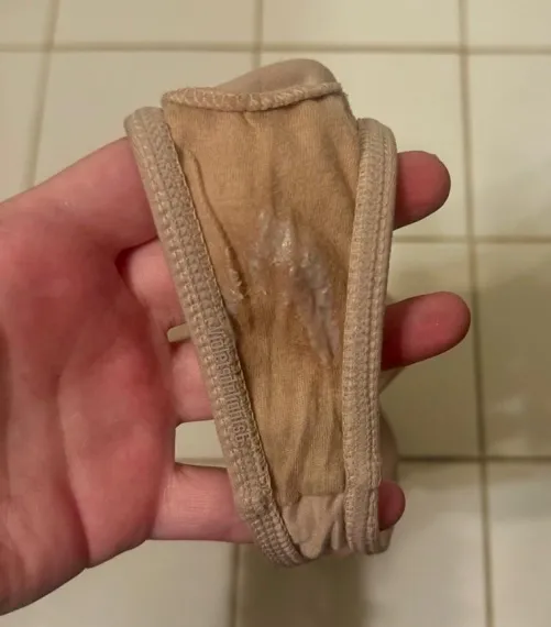 [selling] Wet and creamy pair available from after my workout today ;)