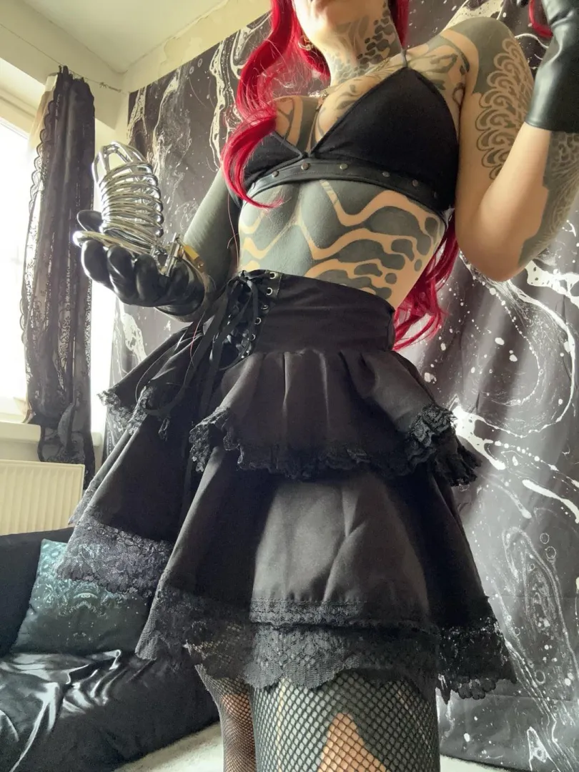 Sissy, hungry and desperate... Mom's here to make decisions for you