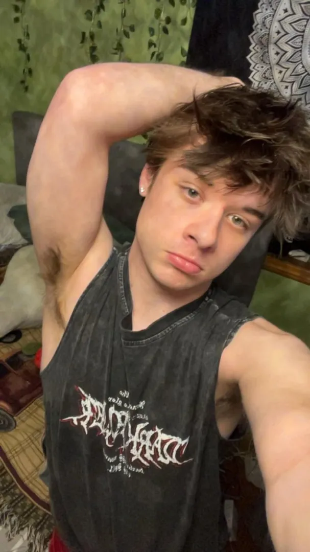 something needs to be licked idk what though