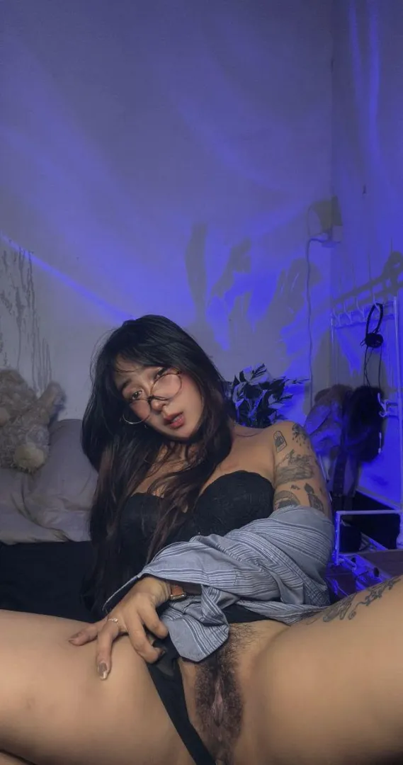 start eating me out tonight