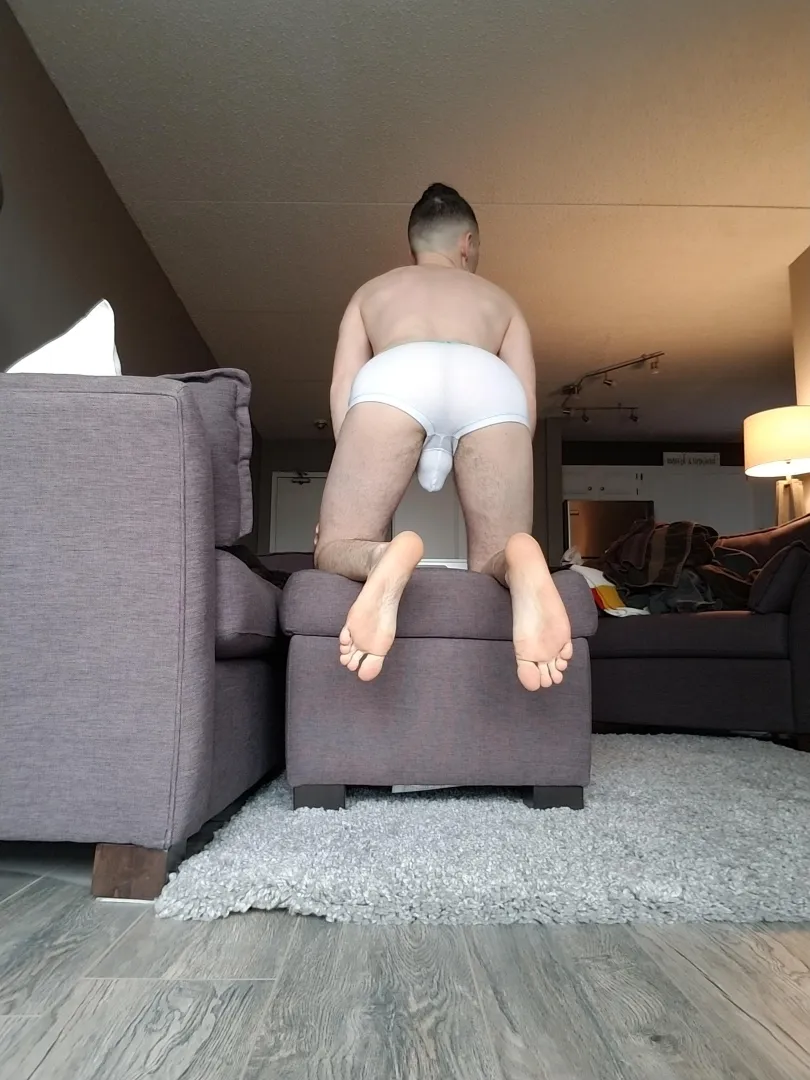 Where my hung 7.5+ boys at?