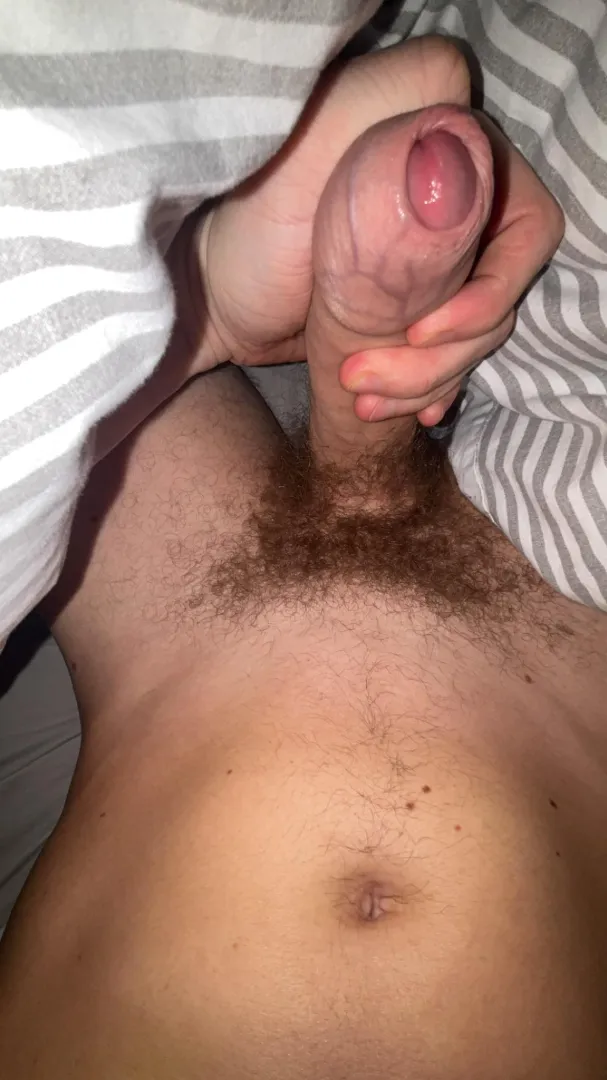 Who likes bushy uncut knobs?