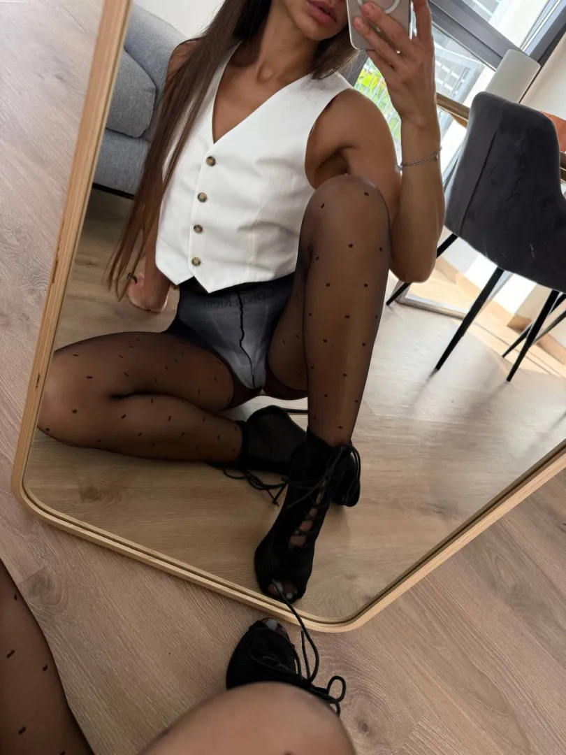 Working from home is difficult knowing that there is a bed for us to enjoy