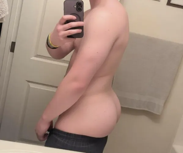 19 yr old Dl virgin neeed backshotts (bbc only)