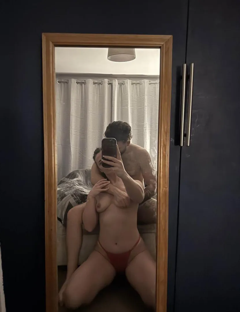 [25/24] MF4MF Berlin - English Couple Visiting Berlin