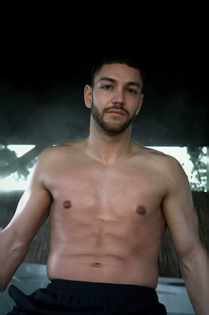 (26) do you like my nipples?