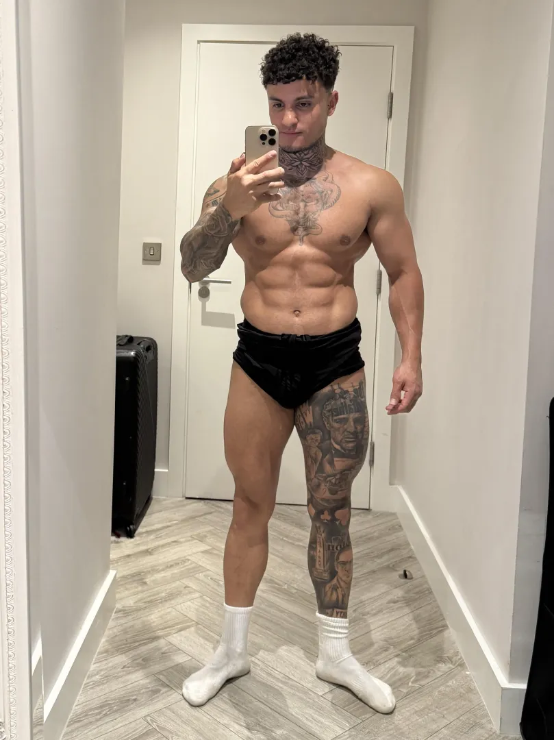 [26] your new favourite socks