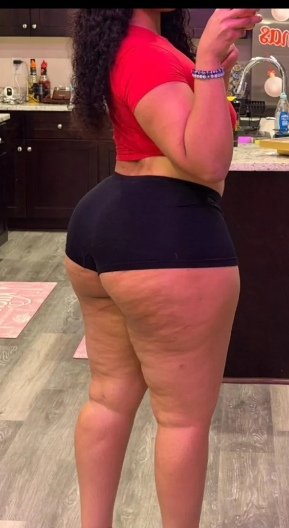 26[F4M]Fremont. My new bra pushes everything up come bury your face in it.I’m in black silk that barely covers rip it off, pull it with your teeth.