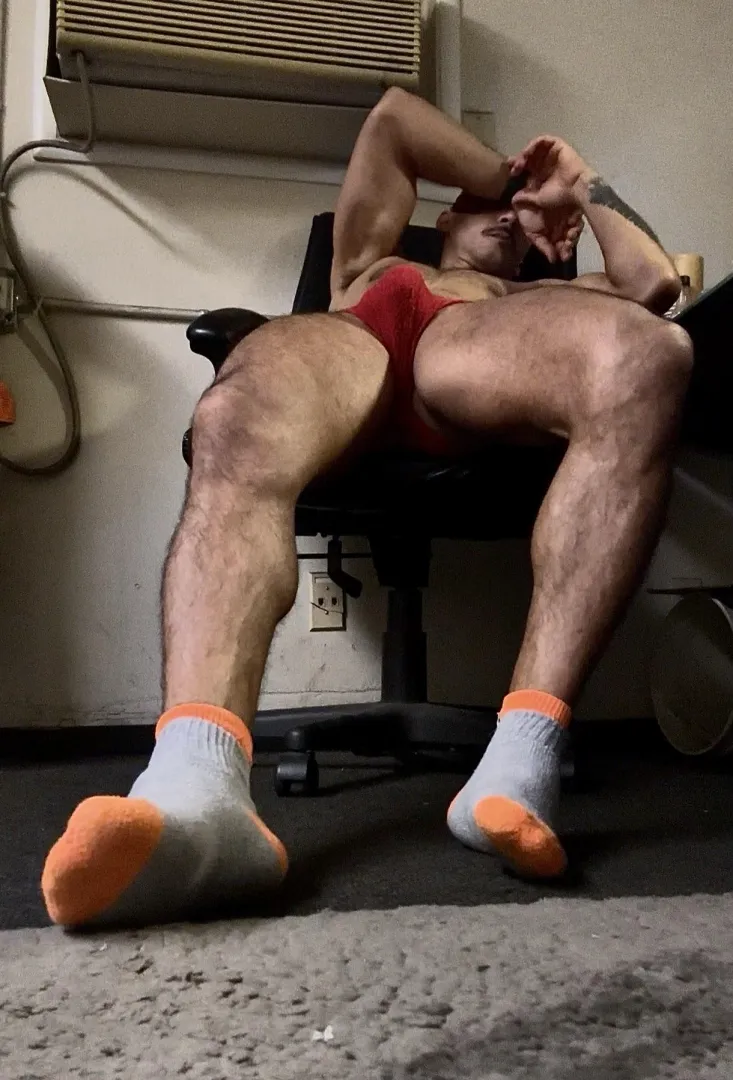 [30] Heavily worn from back-to-back use daily wear and gym. DMs open for serious inquiries.