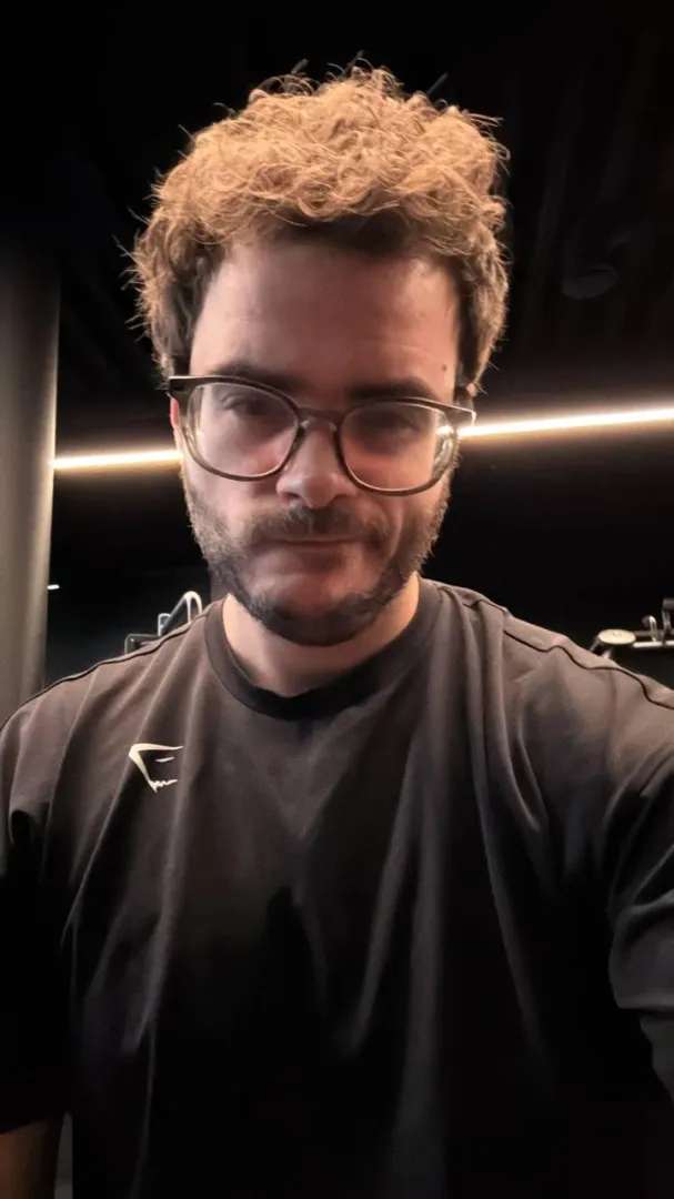 32M [M4M] #online Dominant - Amsterdam - Looking for a nice (Chastity) bro!