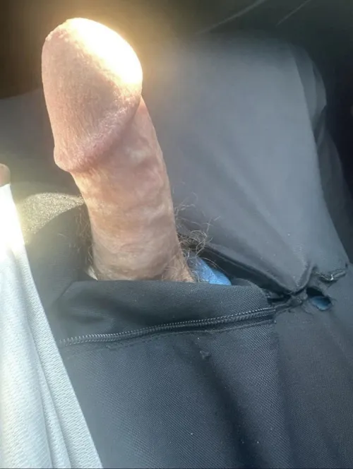 39 year old male in Greeneville TN looking for frotting buddy