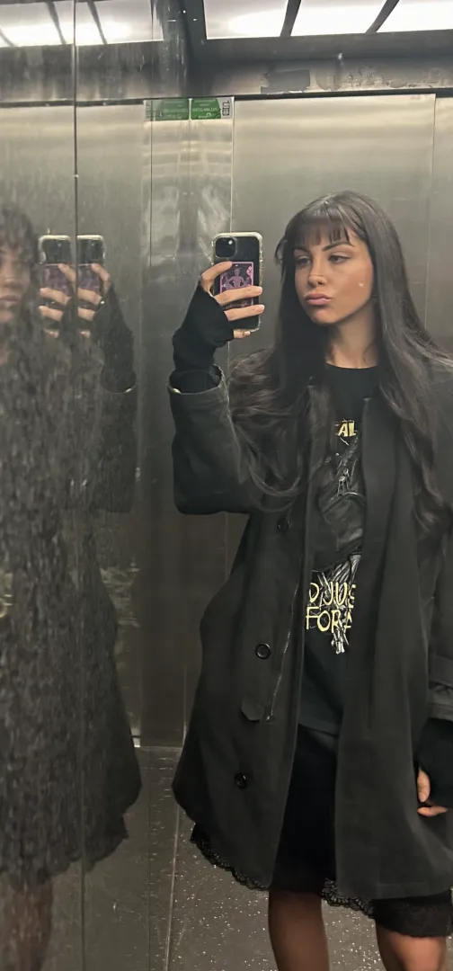 all black coz why not