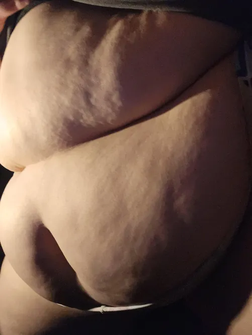 Blessing you with a belly of a fat gluttonous girl who can't stop eating who wants to contribute to my gluttony