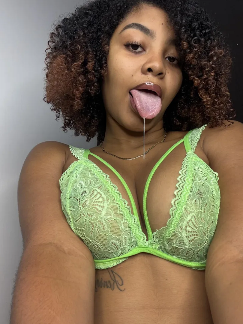 Can I keep your cum in my mouth?