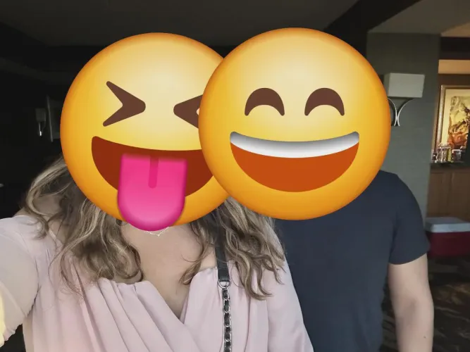 Couple looking for other couples and females near west valley