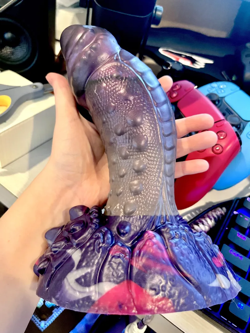 Crackers in Sex Lizard