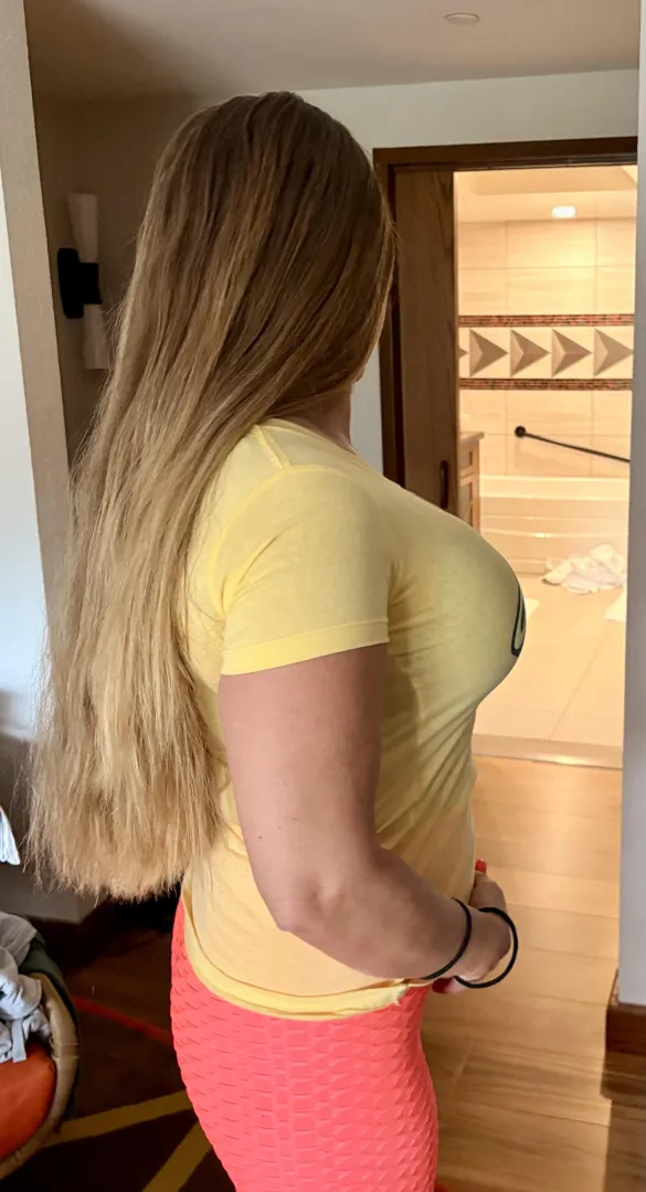 Dangerous curves ahead. (F51) 36DDD ❤️