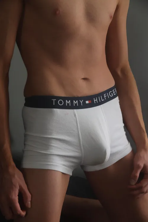 Does nobody like to talk any make friends these days? Art of conversation seems to of disappeared