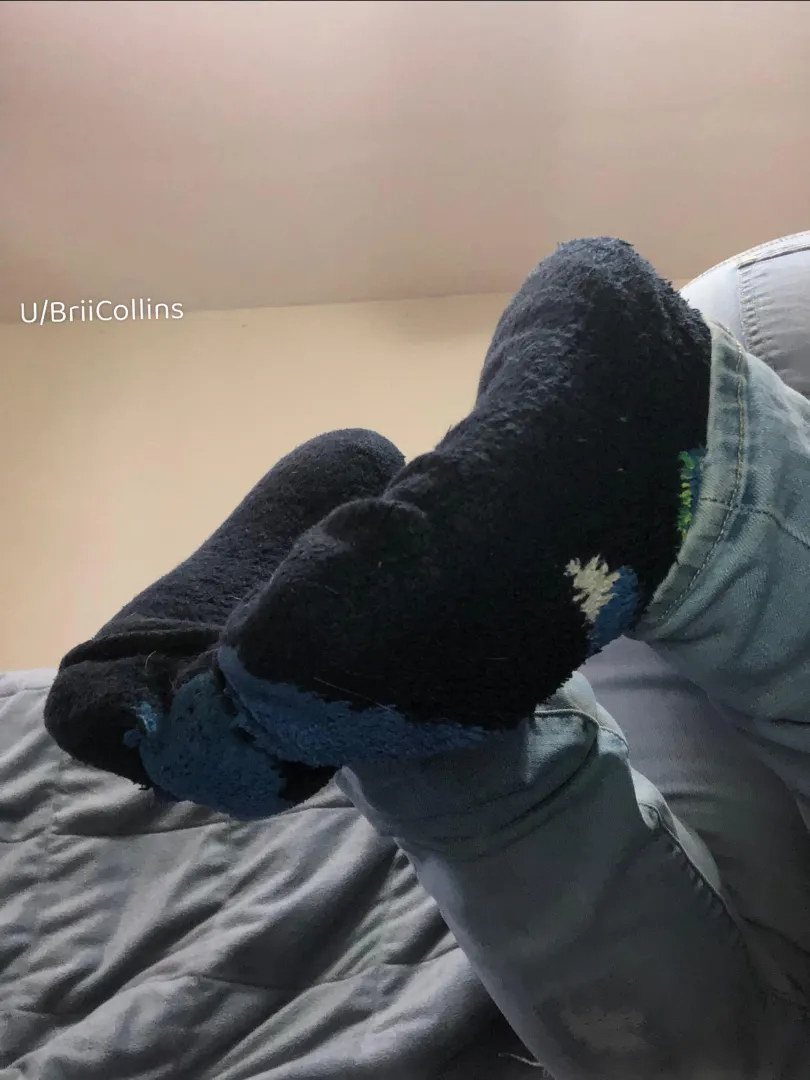 [F] Shall I bring them closer? 