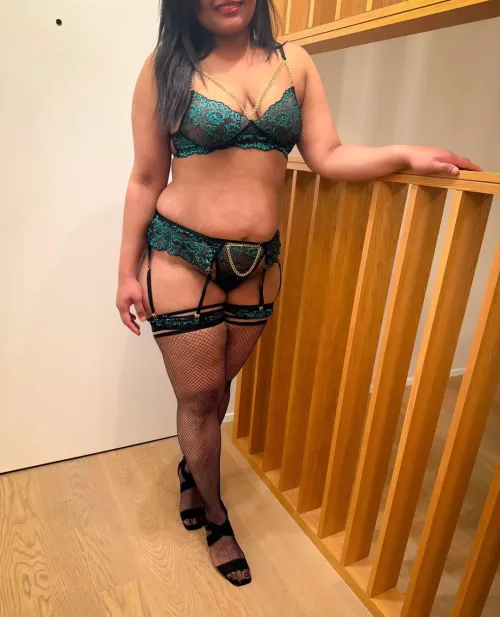 Fierce mommy curves that are irresistible