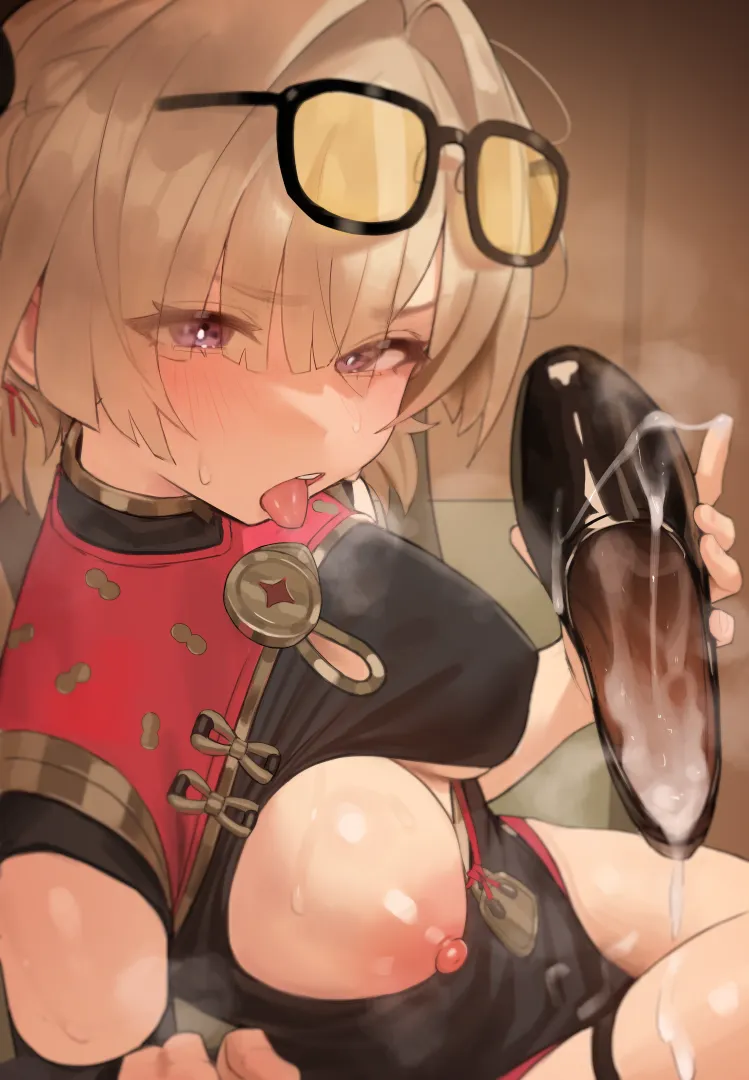 fill the shoe so i can drink it