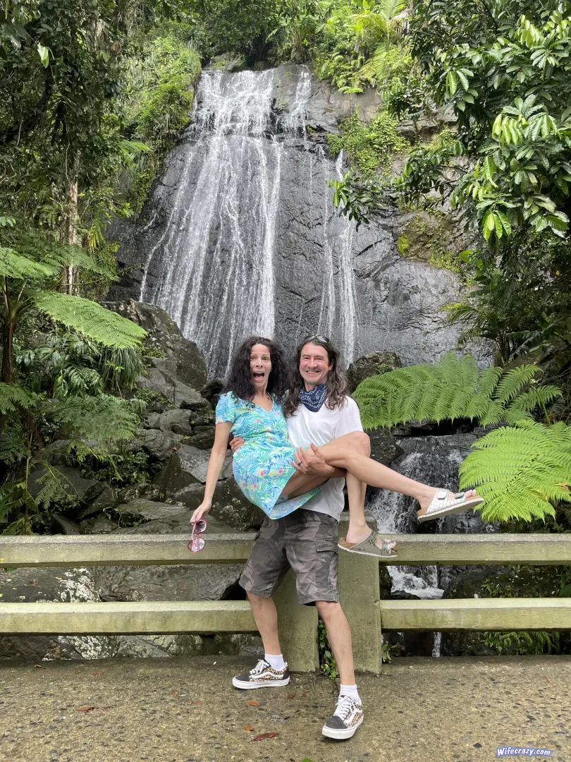 Gorgeous Stacie & Boo on Puerto Rico vacation