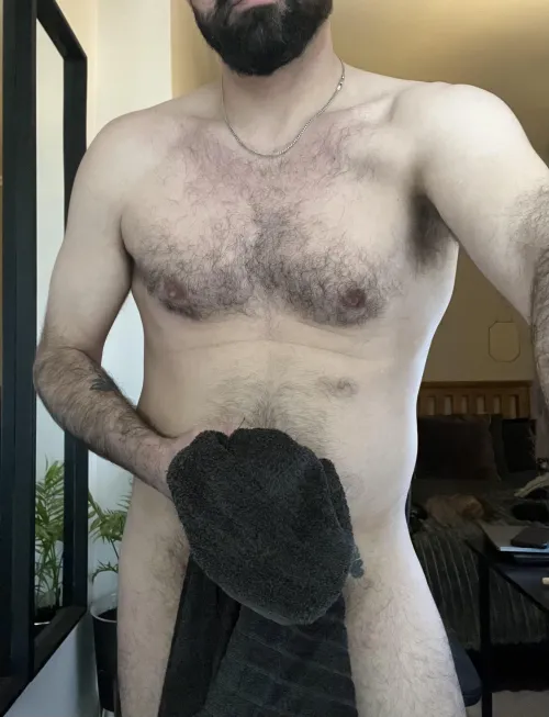 Grindr / Scruff worthy pic?