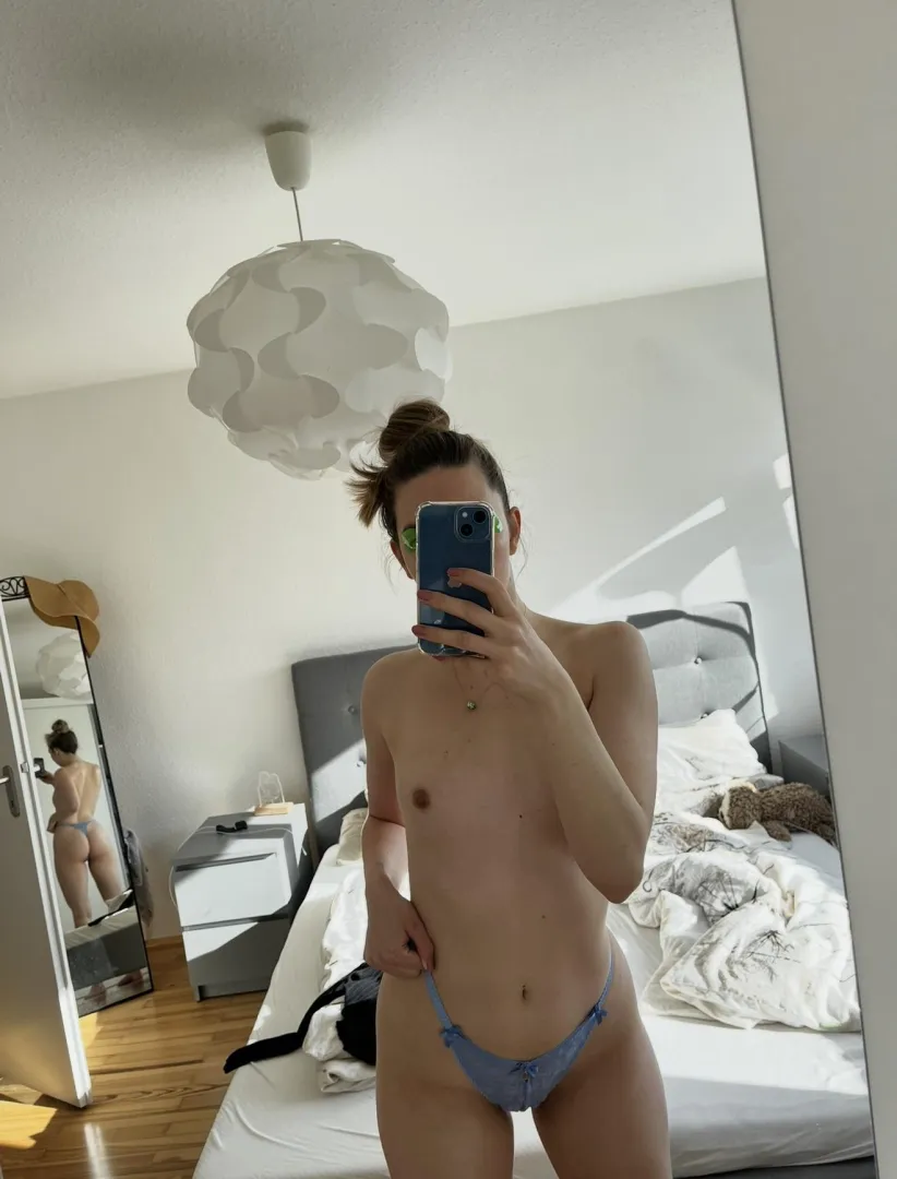 Guten Morgen! (F)  oder ?