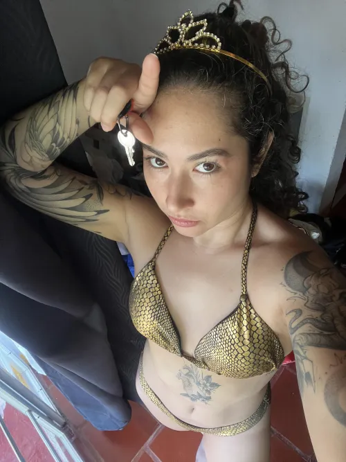 Hey loser! I will lock you and lose the keys so you can be locked forever, that’s what your little dick deserves