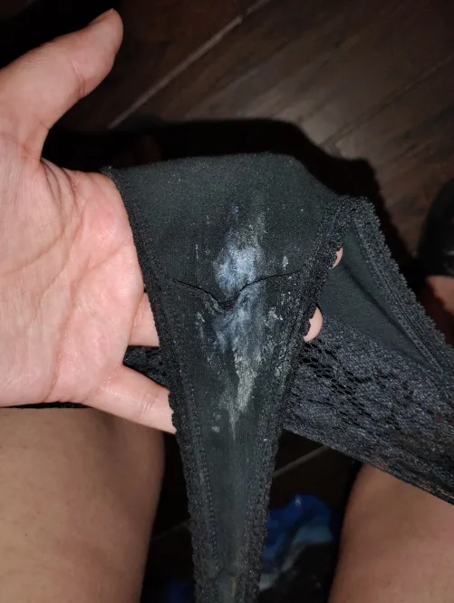 I know you want my creamy lil thong