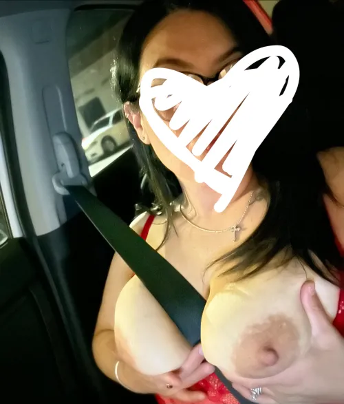 I love showing sexy wifey off. Will be at Charlie’s tonight