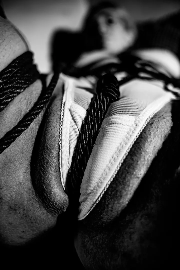 Left just this fragment from the entire session. Thoughts on the close-up?