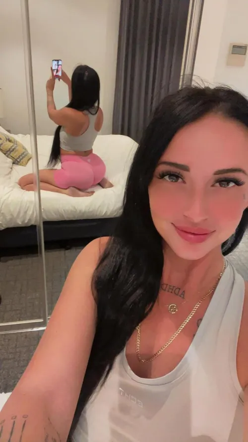 milf and a hottie baddie