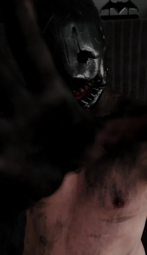 Now you know what a real hunter looks like..