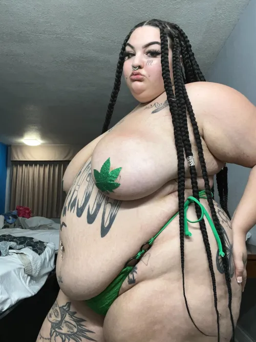 Obsessed with how big I keep getting!