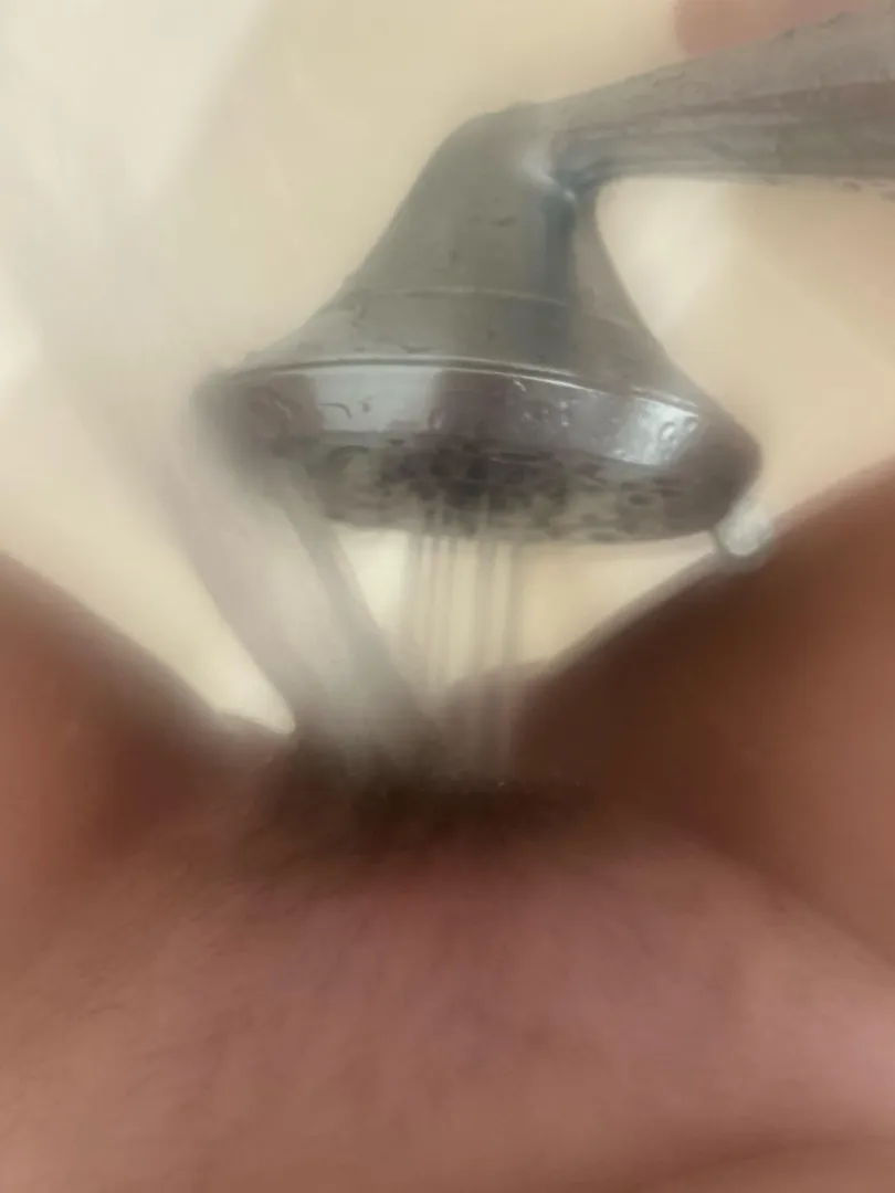 put toothpaste and mouth wash then put boiling hot on my clitd