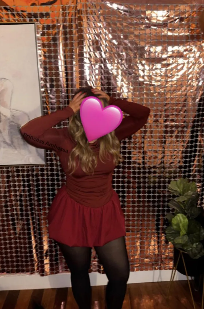 Spend your Thursday night spoiling this princess 