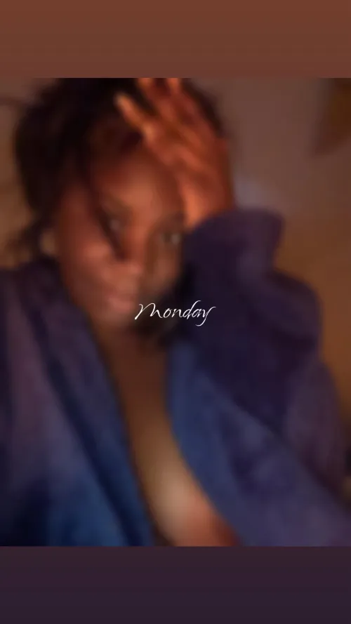 Studies show spoiling me daily keeps you in great health❣️‍⚕️CATCH UP FOR THE DAY