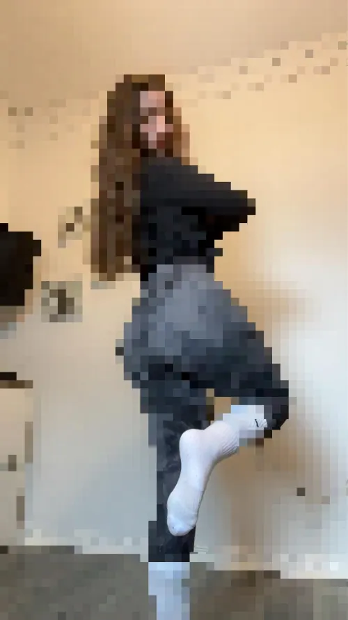 Thank me beta, I made my gym outfit safe for you 