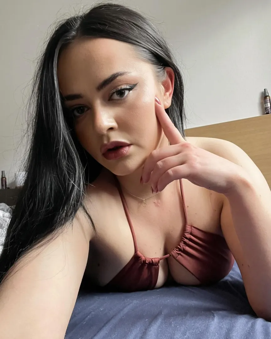 The beauty and control that radiates from me is the exact reason why you slave away every day.. to please me in the only way that a loser like yourself ever could.. with your wallet and you wouldn’t have it any other way 